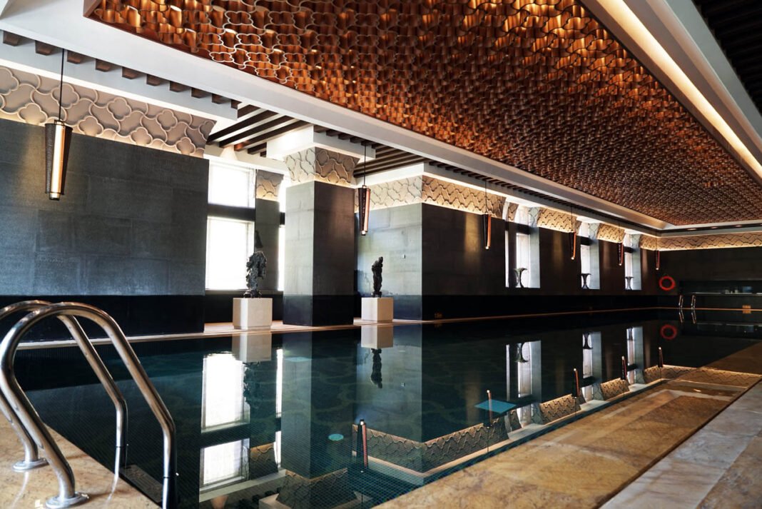 Alternative Medicine: Pros and Cons Alternative Medicine: Pros and Cons